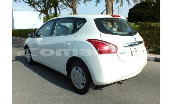 Buy Import Nissan Tiida White Car in Import - Dubai in Dhufar Buy Import Nissan Tiida White Car in Import - Dubai in Dhufar