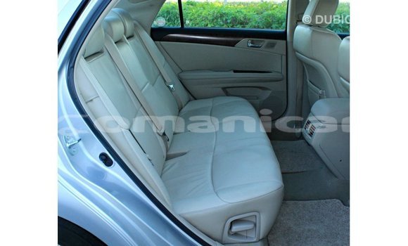 Buy Import Toyota Avalon Other Car in Import - Dubai in Dhufar Buy Import Toyota Avalon Other Car in Import - Dubai in Dhufar