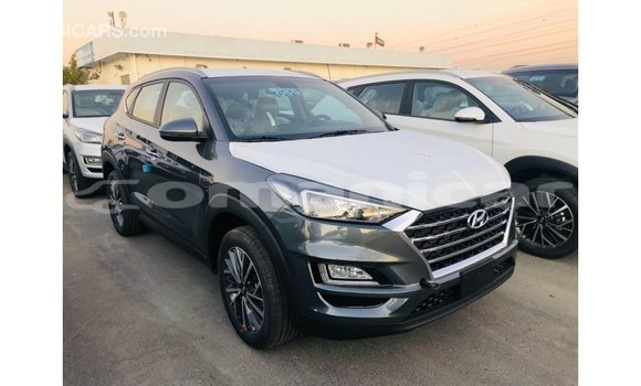Buy Import Hyundai Tucson Other Car in Import - Dubai in Dhufar Buy Import Hyundai Tucson Other Car in Import - Dubai in Dhufar
