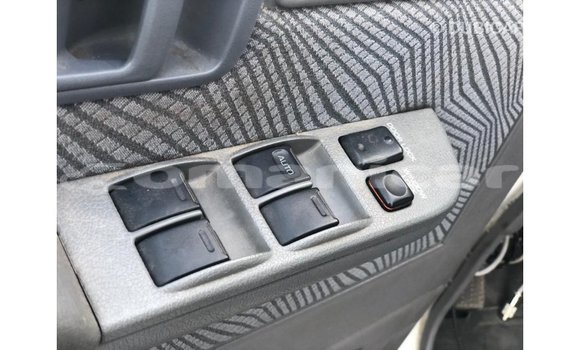 Buy Import Toyota Land Cruiser White Car in Import - Dubai in Dhufar Buy Import Toyota Land Cruiser White Car in Import - Dubai in Dhufar