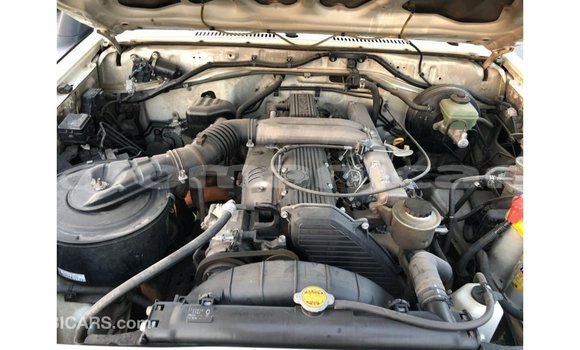 Buy Import Toyota Land Cruiser White Car in Import - Dubai in Dhufar Buy Import Toyota Land Cruiser White Car in Import - Dubai in Dhufar