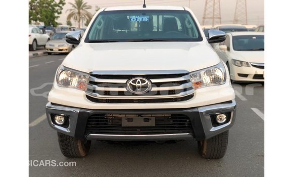 Buy Import Toyota Hilux White Car in Import - Dubai in Dhufar Buy Import Toyota Hilux White Car in Import - Dubai in Dhufar