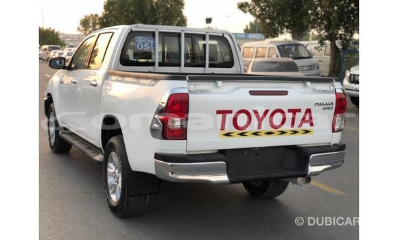 Buy Import Toyota Hilux White Car in Import - Dubai in Dhufar Buy Import Toyota Hilux White Car in Import - Dubai in Dhufar