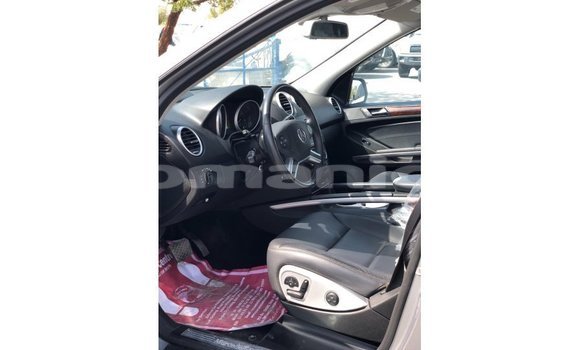 Buy Import Mercedes-Benz 190 Other Car in Import - Dubai in Dhufar Buy Import Mercedes-Benz 190 Other Car in Import - Dubai in Dhufar