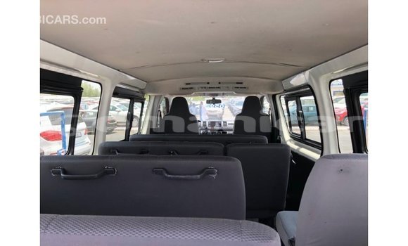 Buy Import Toyota Hiace White Car in Import - Dubai in Dhufar Buy Import Toyota Hiace White Car in Import - Dubai in Dhufar