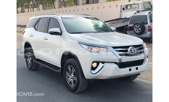 Buy Import Toyota Fortuner White Car in Import - Dubai in Dhufar Buy Import Toyota Fortuner White Car in Import - Dubai in Dhufar