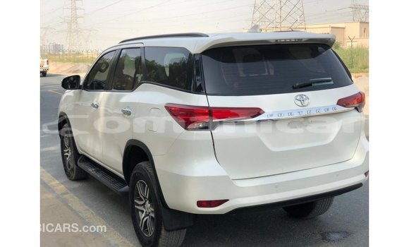 Buy Import Toyota Fortuner White Car in Import - Dubai in Dhufar Buy Import Toyota Fortuner White Car in Import - Dubai in Dhufar