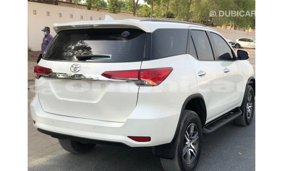 Buy Import Toyota Fortuner White Car in Import - Dubai in Dhufar Buy Import Toyota Fortuner White Car in Import - Dubai in Dhufar