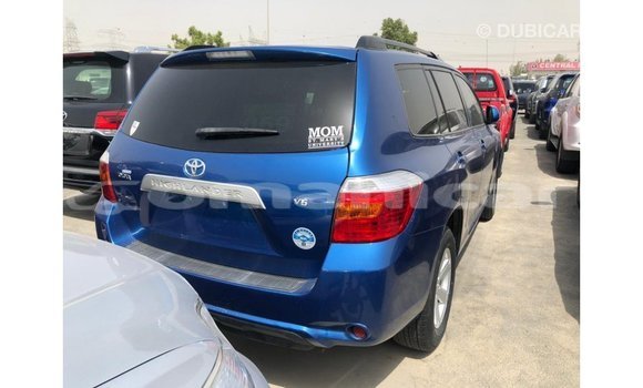 Buy Import Toyota Highlander Blue Car in Import - Dubai in Dhufar Buy Import Toyota Highlander Blue Car in Import - Dubai in Dhufar