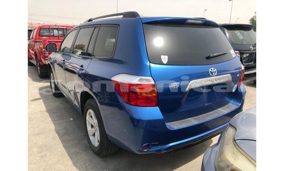 Buy Import Toyota Highlander Blue Car in Import - Dubai in Dhufar Buy Import Toyota Highlander Blue Car in Import - Dubai in Dhufar