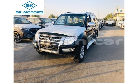 Buy Import Mitsubishi Pajero Black Car in Import - Dubai in Dhufar Buy Import Mitsubishi Pajero Black Car in Import - Dubai in Dhufar