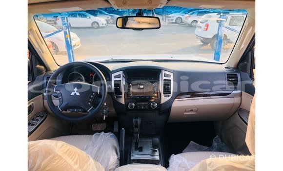 Buy Import Mitsubishi Pajero Black Car in Import - Dubai in Dhufar Buy Import Mitsubishi Pajero Black Car in Import - Dubai in Dhufar