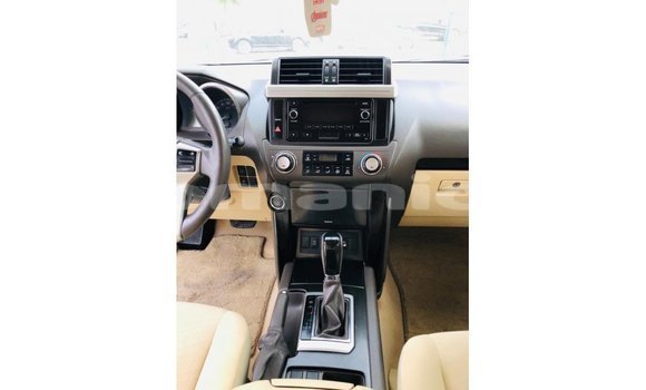 Buy Import Toyota Prado White Car in Import - Dubai in Dhufar Buy Import Toyota Prado White Car in Import - Dubai in Dhufar