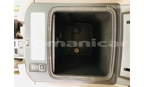 Buy Import Toyota Prado White Car in Import - Dubai in Dhufar Buy Import Toyota Prado White Car in Import - Dubai in Dhufar