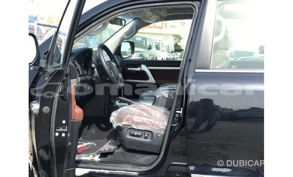 Buy Import Toyota Land Cruiser Black Car in Import - Dubai in Dhufar Buy Import Toyota Land Cruiser Black Car in Import - Dubai in Dhufar