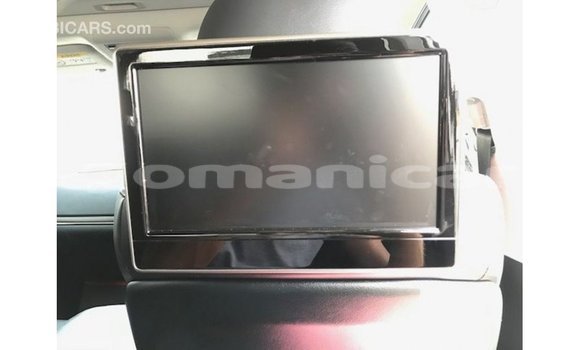 Buy Import Toyota Land Cruiser White Car in Import - Dubai in Dhufar Buy Import Toyota Land Cruiser White Car in Import - Dubai in Dhufar