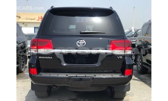 Buy Import Toyota Land Cruiser Black Car in Import - Dubai in Dhufar Buy Import Toyota Land Cruiser Black Car in Import - Dubai in Dhufar