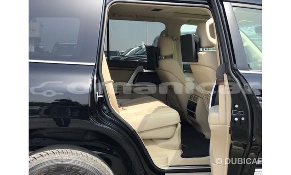 Buy Import Toyota Land Cruiser Black Car in Import - Dubai in Dhufar Buy Import Toyota Land Cruiser Black Car in Import - Dubai in Dhufar
