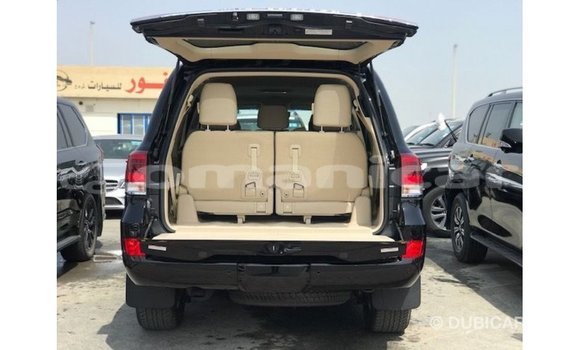 Buy Import Toyota Land Cruiser Black Car in Import - Dubai in Dhufar Buy Import Toyota Land Cruiser Black Car in Import - Dubai in Dhufar