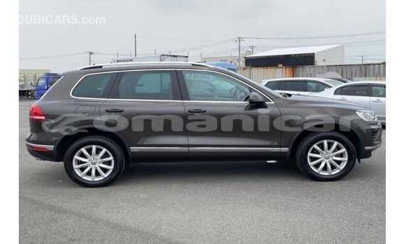 Buy Import Volkswagen Touareg Other Car in Import - Dubai in Dhufar Buy Import Volkswagen Touareg Other Car in Import - Dubai in Dhufar