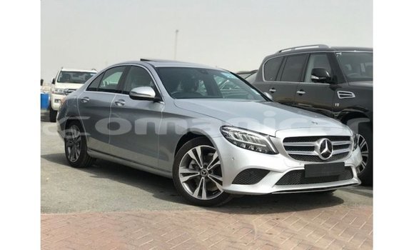 Buy Import Mercedes-Benz 200 Other Car in Import - Dubai in Dhufar Buy Import Mercedes-Benz 200 Other Car in Import - Dubai in Dhufar