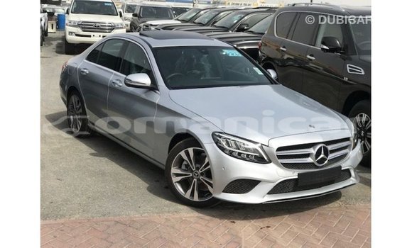 Buy Import Mercedes-Benz 200 Other Car in Import - Dubai in Dhufar Buy Import Mercedes-Benz 200 Other Car in Import - Dubai in Dhufar