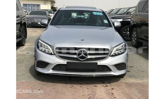 Buy Import Mercedes-Benz 200 Other Car in Import - Dubai in Dhufar Buy Import Mercedes-Benz 200 Other Car in Import - Dubai in Dhufar