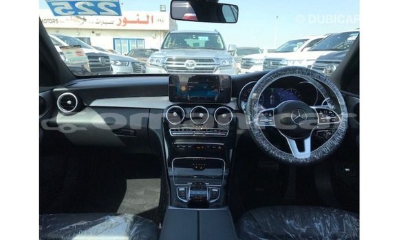 Buy Import Mercedes-Benz 200 Other Car in Import - Dubai in Dhufar Buy Import Mercedes-Benz 200 Other Car in Import - Dubai in Dhufar