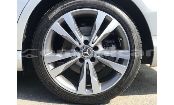 Buy Import Mercedes-Benz 200 Other Car in Import - Dubai in Dhufar Buy Import Mercedes-Benz 200 Other Car in Import - Dubai in Dhufar