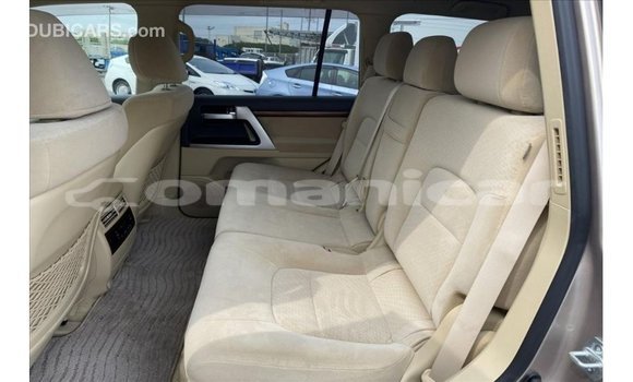 Buy Import Toyota Land Cruiser Other Car in Import - Dubai in Dhufar Buy Import Toyota Land Cruiser Other Car in Import - Dubai in Dhufar