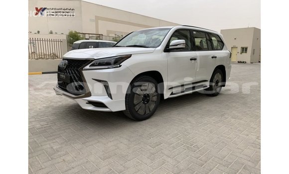 Buy Import Lexus LX White Car in Import - Dubai in Dhufar Buy Import Lexus LX White Car in Import - Dubai in Dhufar