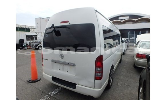 Buy Import Toyota Hiace White Car in Import - Dubai in Dhufar Buy Import Toyota Hiace White Car in Import - Dubai in Dhufar