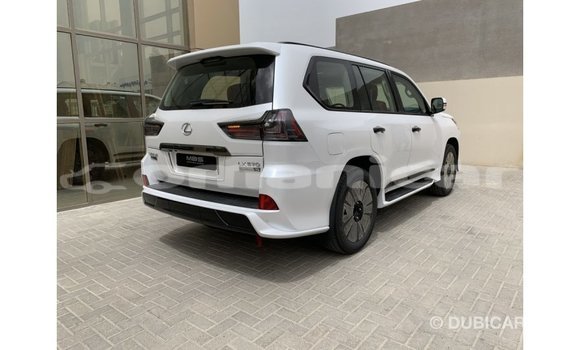 Buy Import Lexus LX White Car in Import - Dubai in Dhufar Buy Import Lexus LX White Car in Import - Dubai in Dhufar