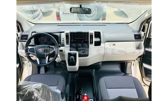 Buy Import Toyota Hiace White Car in Import - Dubai in Dhufar Buy Import Toyota Hiace White Car in Import - Dubai in Dhufar