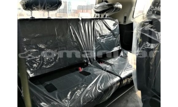 Buy Import Toyota Land Cruiser White Car in Import - Dubai in Dhufar Buy Import Toyota Land Cruiser White Car in Import - Dubai in Dhufar