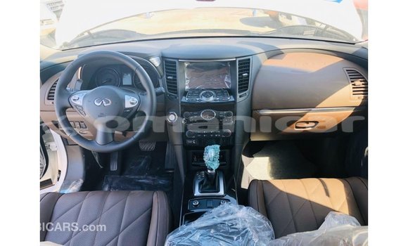 Buy Import Infiniti Q Black Car in Import - Dubai in Dhufar Buy Import Infiniti Q Black Car in Import - Dubai in Dhufar