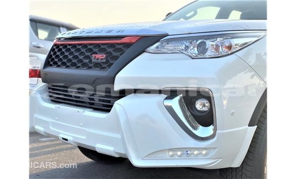 Buy Import Toyota Fortuner White Car in Import - Dubai in Dhufar Buy Import Toyota Fortuner White Car in Import - Dubai in Dhufar