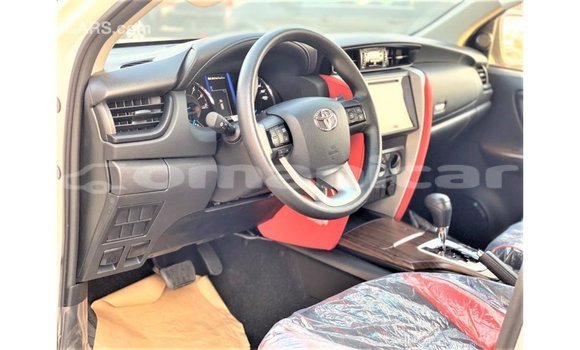 Buy Import Toyota Fortuner White Car in Import - Dubai in Dhufar Buy Import Toyota Fortuner White Car in Import - Dubai in Dhufar