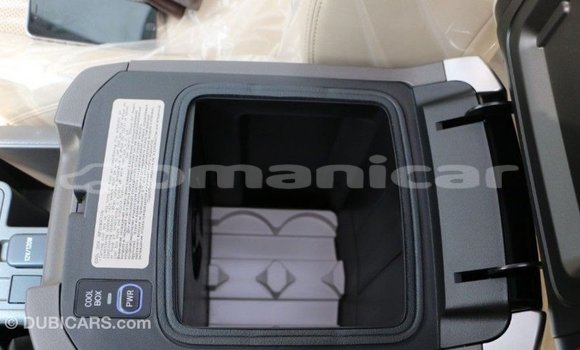 Buy Import Toyota Prado Black Car in Import - Dubai in Dhufar Buy Import Toyota Prado Black Car in Import - Dubai in Dhufar