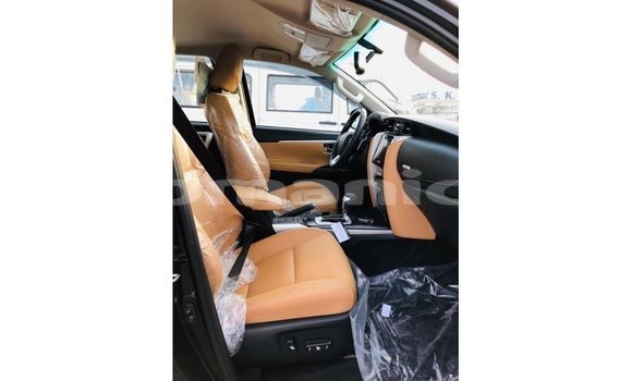 Buy Import Toyota Fortuner Black Car in Import - Dubai in Dhufar Buy Import Toyota Fortuner Black Car in Import - Dubai in Dhufar