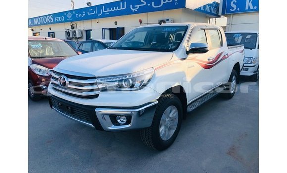 Buy Import Toyota Hilux White Car in Import - Dubai in Dhufar Buy Import Toyota Hilux White Car in Import - Dubai in Dhufar