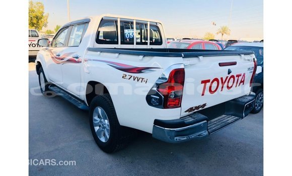 Buy Import Toyota Hilux White Car in Import - Dubai in Dhufar Buy Import Toyota Hilux White Car in Import - Dubai in Dhufar