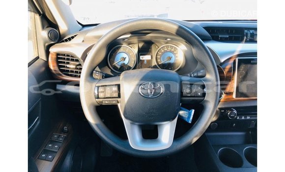 Buy Import Toyota Hilux White Car in Import - Dubai in Dhufar Buy Import Toyota Hilux White Car in Import - Dubai in Dhufar