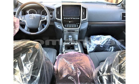 Buy Import Toyota Land Cruiser Black Car in Import - Dubai in Dhufar Buy Import Toyota Land Cruiser Black Car in Import - Dubai in Dhufar