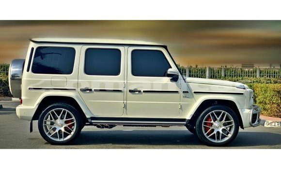 Buy Import Mercedes-Benz 190 White Car in Import - Dubai in Dhufar Buy Import Mercedes-Benz 190 White Car in Import - Dubai in Dhufar