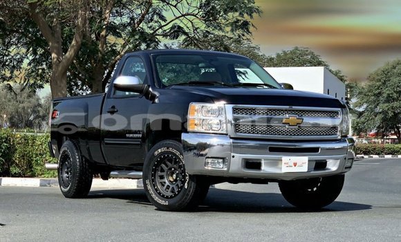 Buy Import Chevrolet Silverado Black Car in Import - Dubai in Dhufar