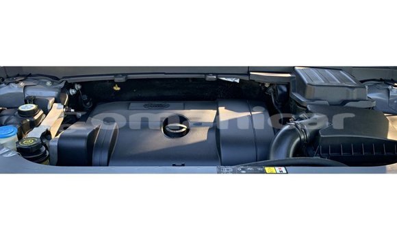 Buy Import Land Rover Defender Other Car in Import - Dubai in Dhufar Buy Import Land Rover Defender Other Car in Import - Dubai in Dhufar