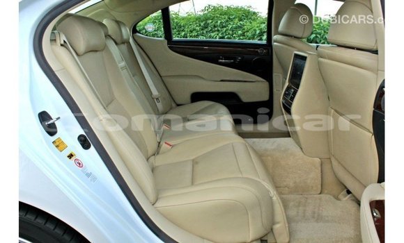 Buy Import Lexus LS White Car in Import - Dubai in Dhufar Buy Import Lexus LS White Car in Import - Dubai in Dhufar