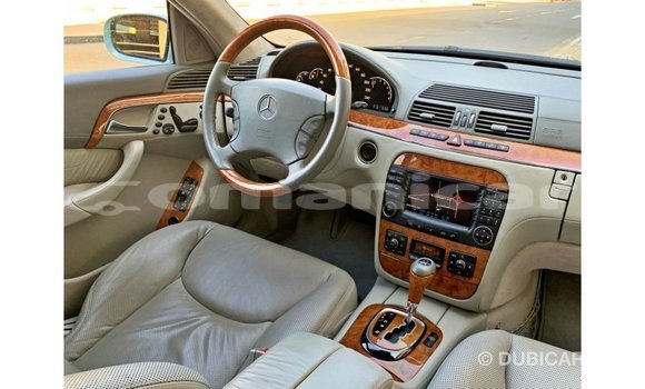 Buy Import Mercedes-Benz 200 Blue Car in Import - Dubai in Dhufar Buy Import Mercedes-Benz 200 Blue Car in Import - Dubai in Dhufar