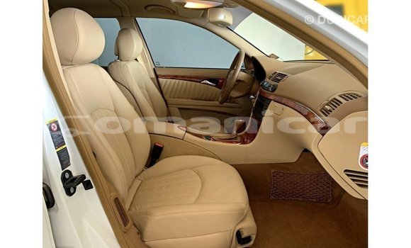 Buy Import Mercedes-Benz 200 White Car in Import - Dubai in Dhufar Buy Import Mercedes-Benz 200 White Car in Import - Dubai in Dhufar